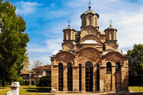 Kec grupa tokom posete Kosovu i Metohiji