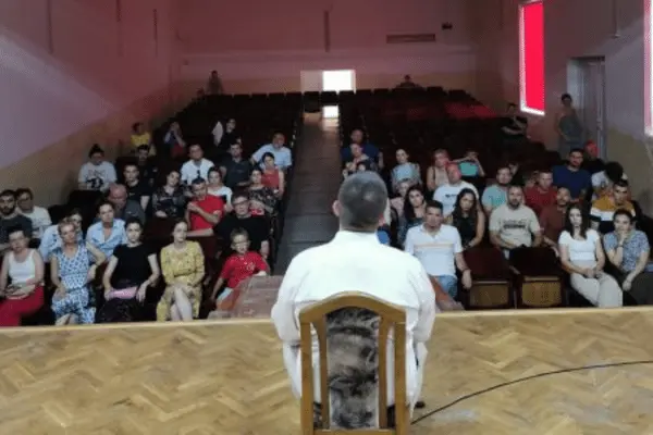 Podrška deci i školama na Kosovu i Metohiji